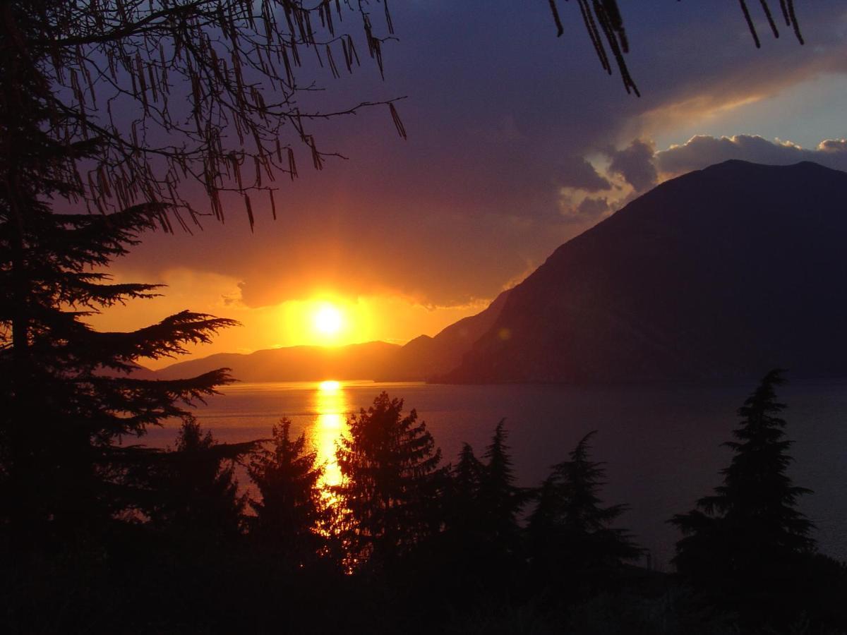 B&B Forsesiforseno Sulzano Luaran gambar